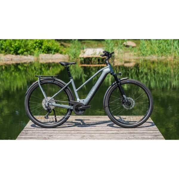 KATHMANDU HYBRID PRO 750 TRAPEZE